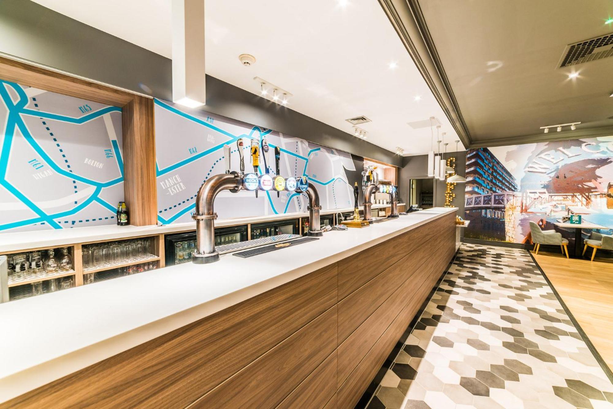Holiday Inn Leeds Brighouse By Ihg Exterior foto